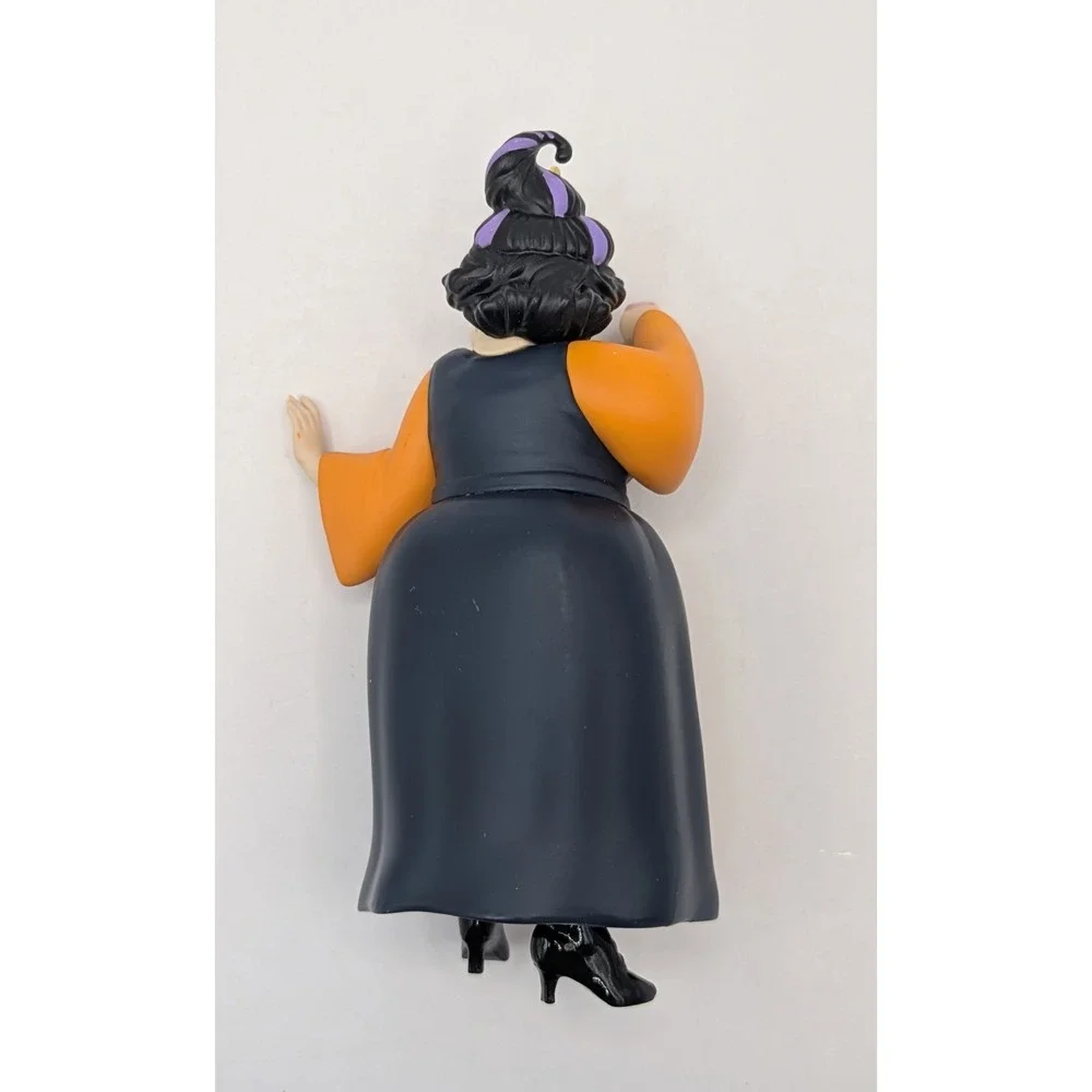 2023 Hallmark Keepsake Hocus Pocus Mary Sanderson Halloween Ornament‎ NIB